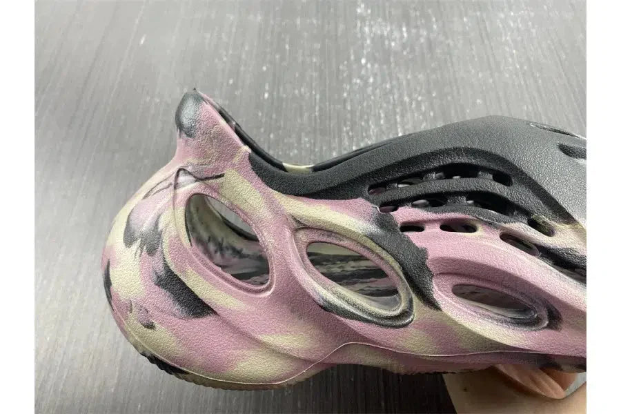 REP VERSION: MX Carbon Yeezy Foam RNNR-Running Shoes-KicksOnDeck